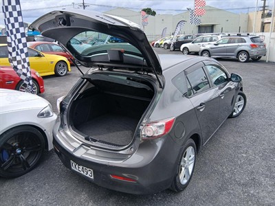 2009 Mazda AXELA - Thumbnail