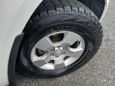 2011 Nissan NAVARA - Thumbnail