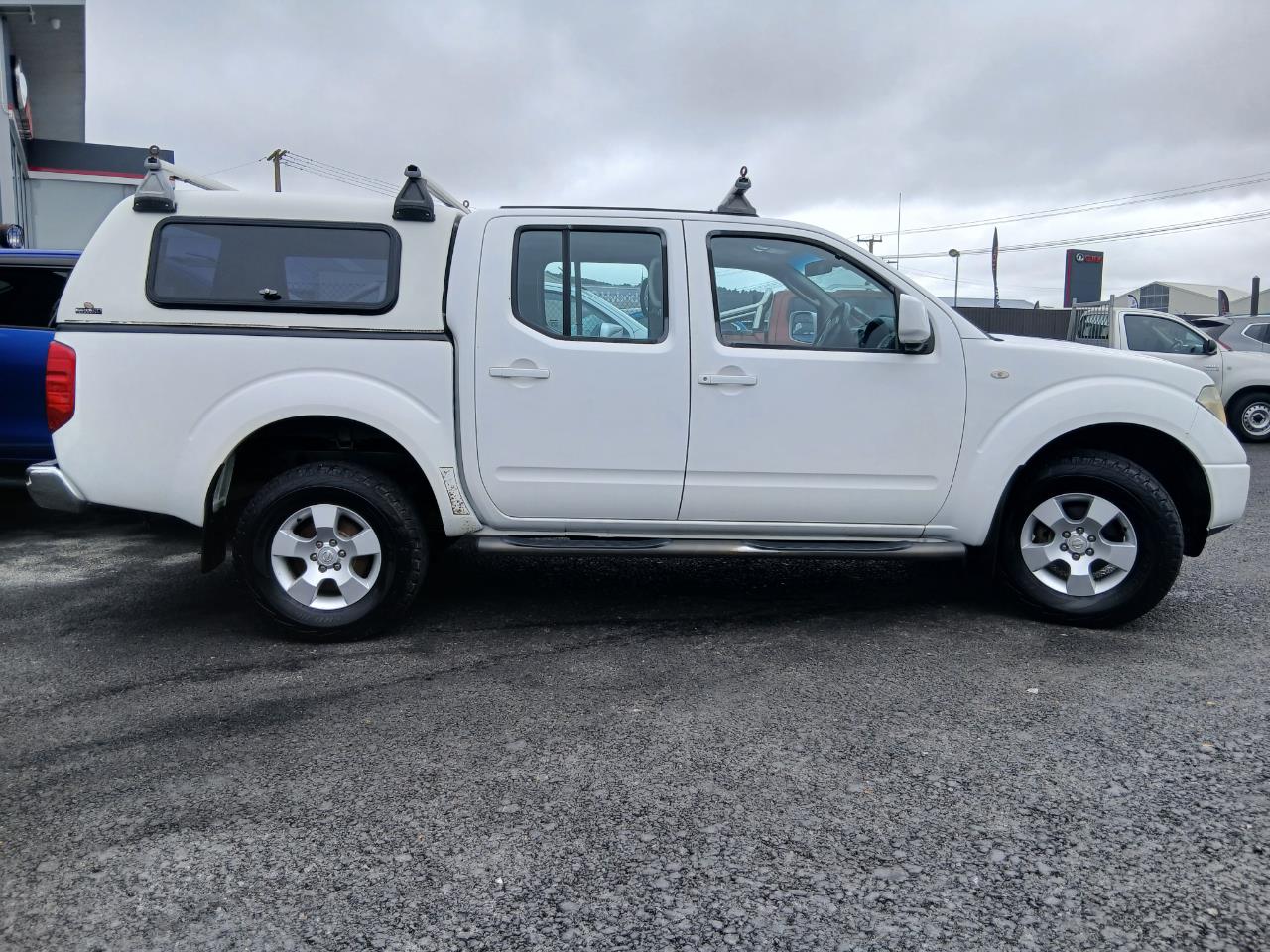 2011 Nissan NAVARA