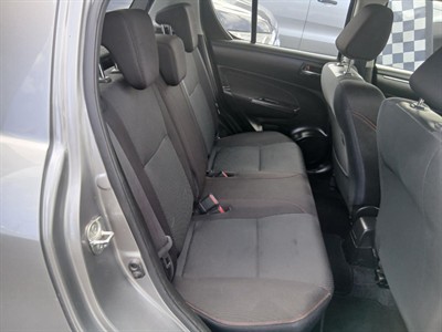 2014 Suzuki Swift - Thumbnail