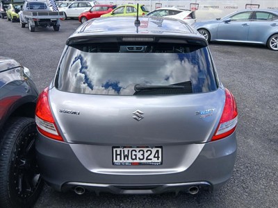 2014 Suzuki Swift - Thumbnail
