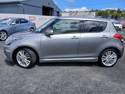 2014 Suzuki Swift - Thumbnail