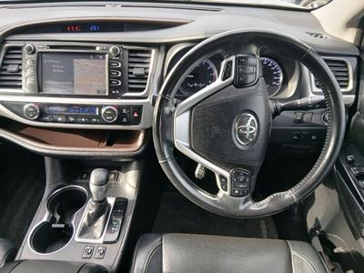 2018 Toyota Highlander - Thumbnail