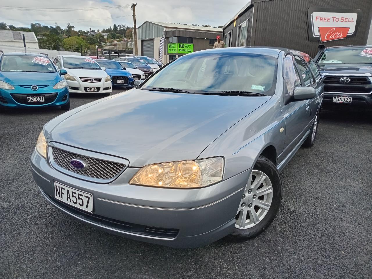 2004 Ford FALCON