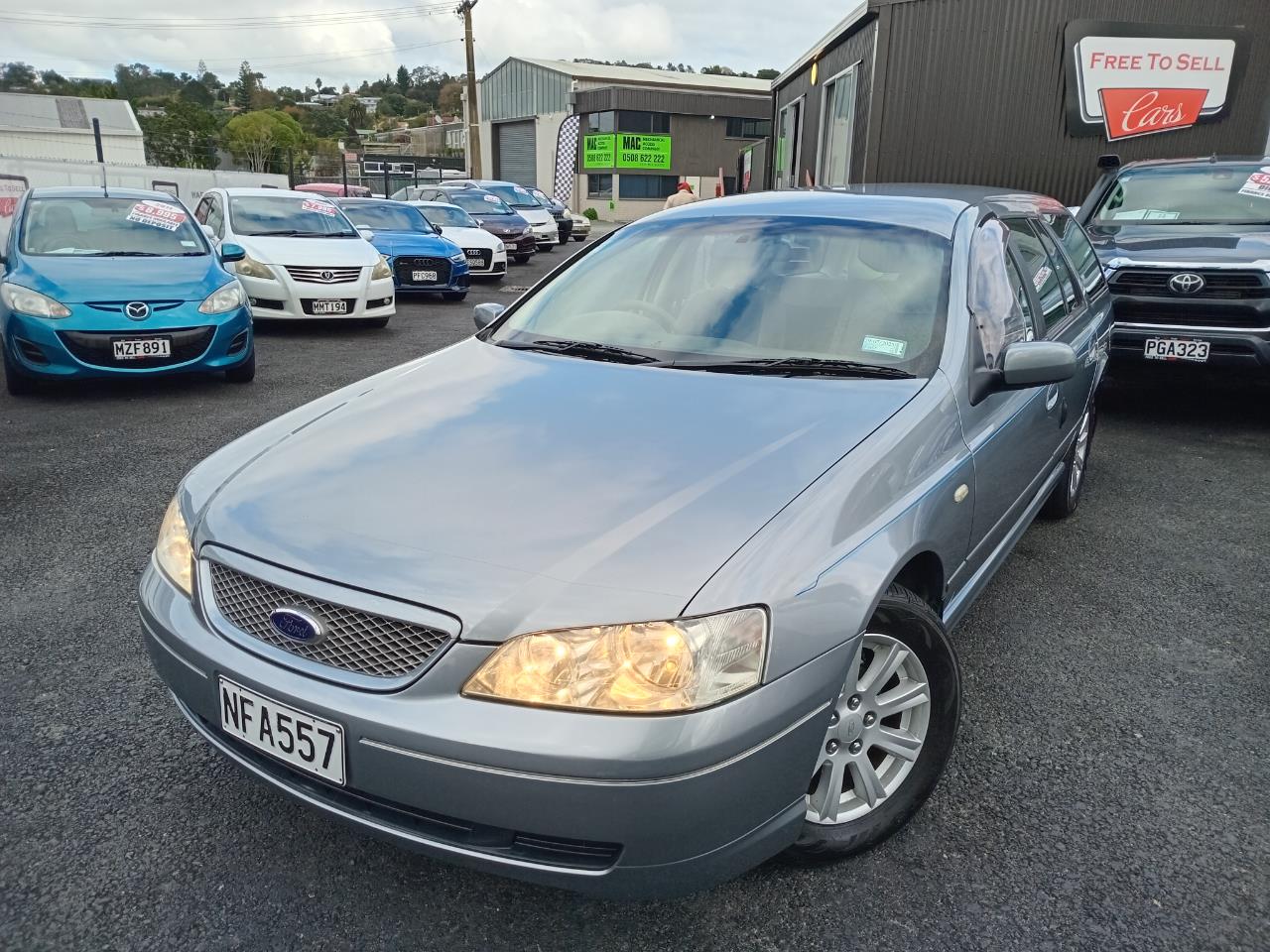 2004 Ford FALCON