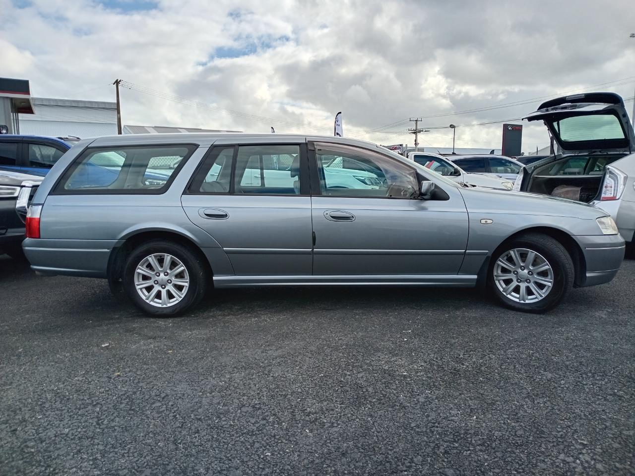 2004 Ford FALCON
