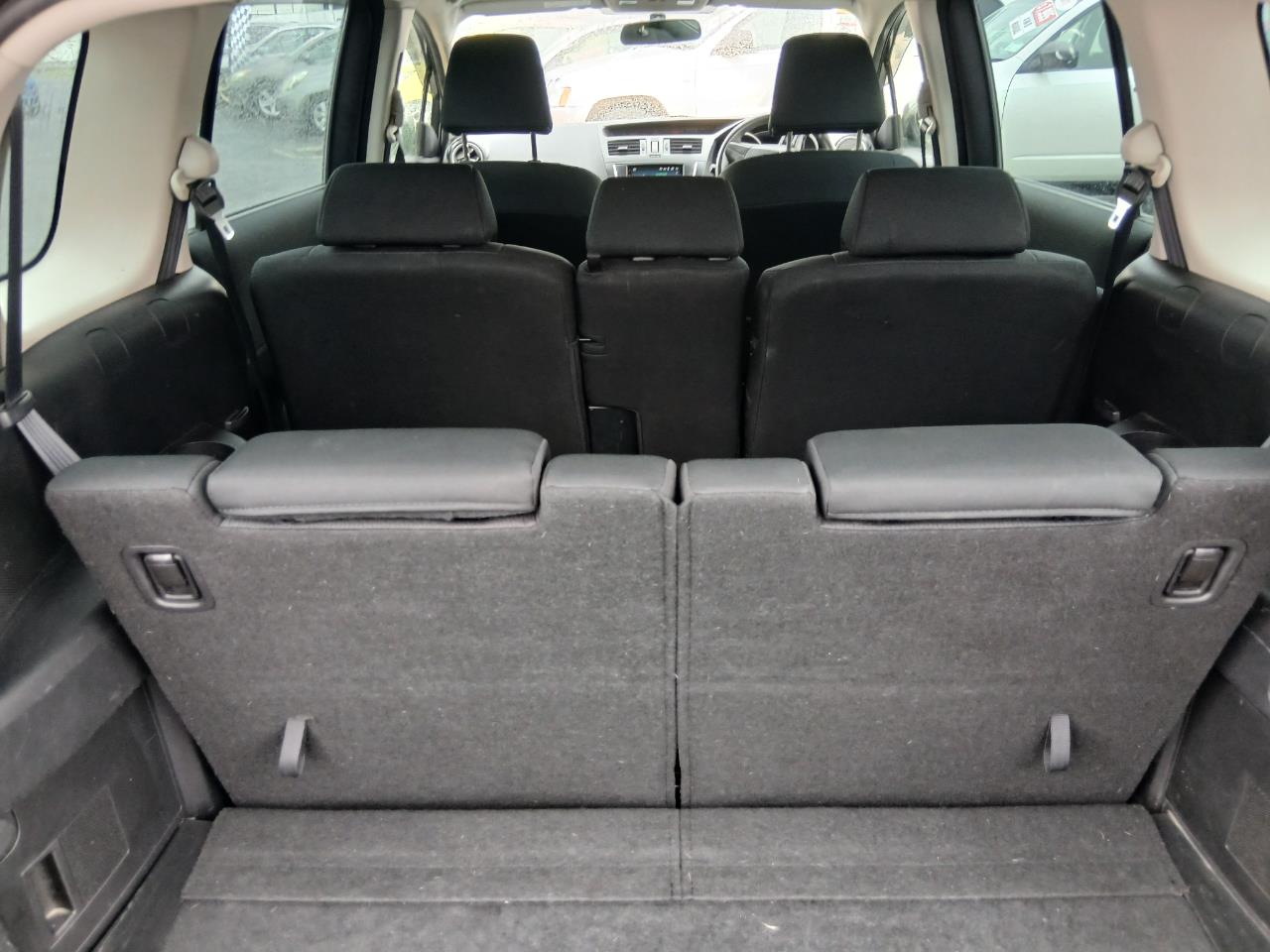2014 Mazda PREMACY