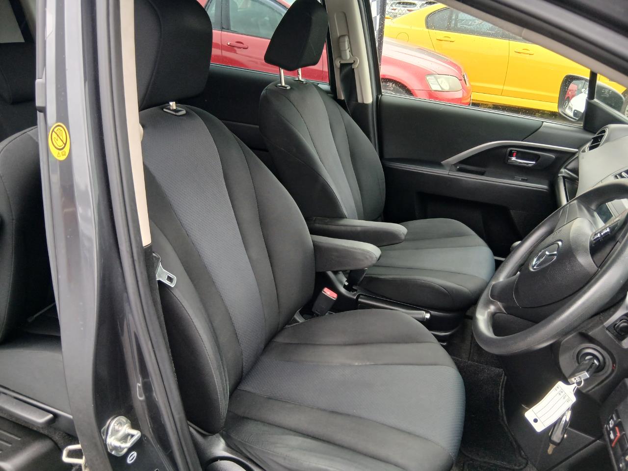 2014 Mazda PREMACY