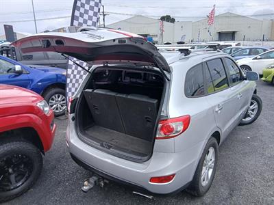 2010 Hyundai SANTA FE - Thumbnail