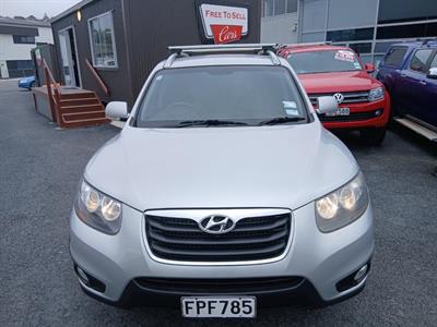 2010 Hyundai SANTA FE - Thumbnail