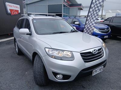 2010 Hyundai SANTA FE - Thumbnail