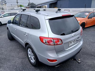 2010 Hyundai SANTA FE - Thumbnail