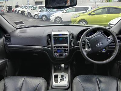 2010 Hyundai SANTA FE - Thumbnail