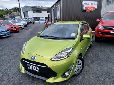 2017 Toyota Aqua - Thumbnail