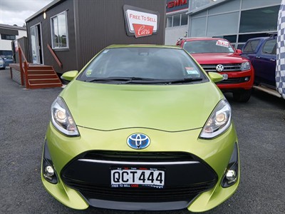 2017 Toyota Aqua - Thumbnail