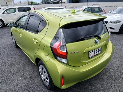 2017 Toyota Aqua - Thumbnail