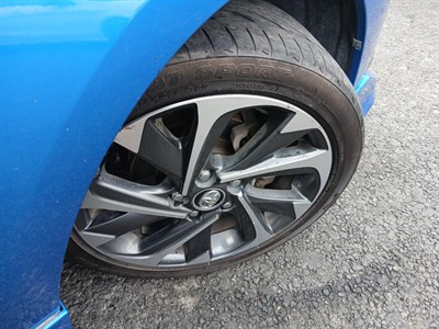 2016 Toyota COROLLA - Thumbnail