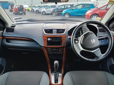 2014 Suzuki Swift - Thumbnail