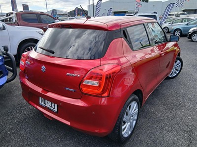 2020 Suzuki Swift - Thumbnail