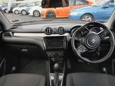 2023 Suzuki Swift - Thumbnail