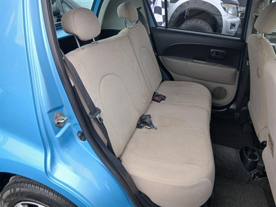 2005 Toyota Passo - Thumbnail