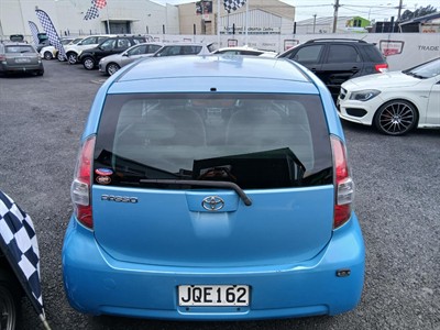 2005 Toyota Passo - Thumbnail