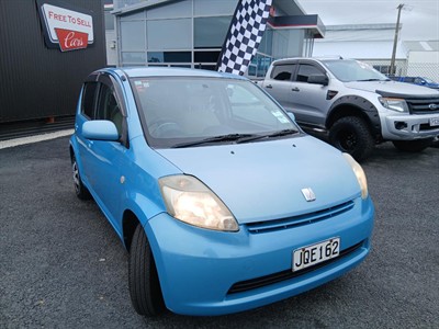 2005 Toyota Passo - Thumbnail