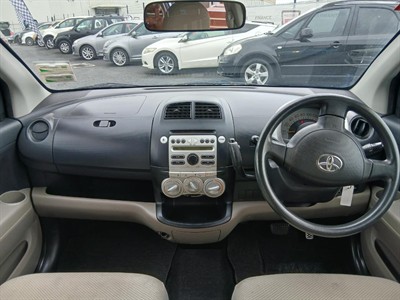 2005 Toyota Passo - Thumbnail