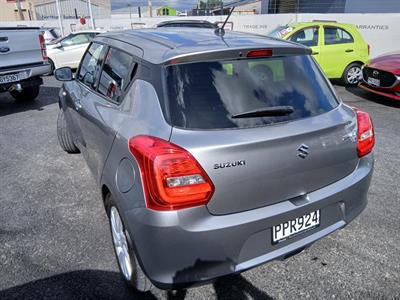 2022 Suzuki Swift - Thumbnail