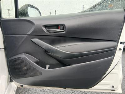 2018 Toyota COROLLA - Thumbnail