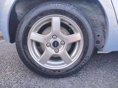 2009 Toyota Vitz - Thumbnail