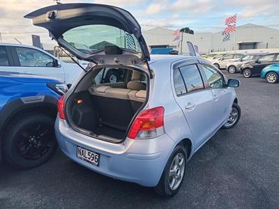 2009 Toyota Vitz - Thumbnail
