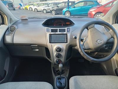 2009 Toyota Vitz - Thumbnail