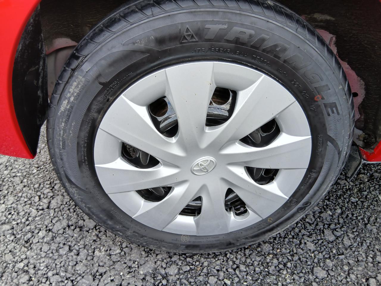 2013 Toyota Aqua