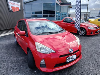 2013 Toyota Aqua - Thumbnail