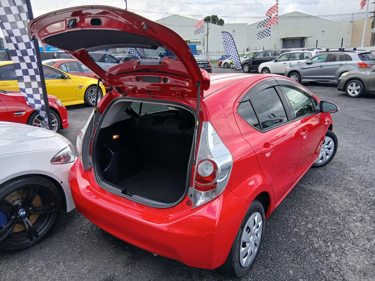 2013 Toyota Aqua
