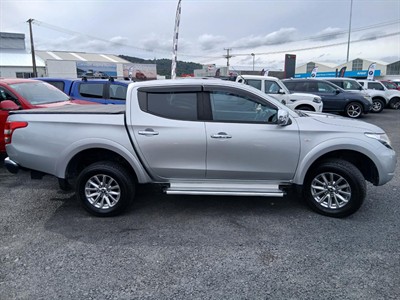 2019 Mitsubishi Triton - Thumbnail
