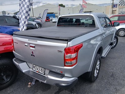 2019 Mitsubishi Triton - Thumbnail