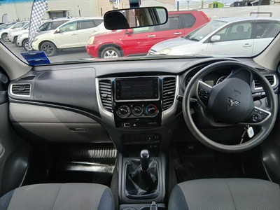 2019 Mitsubishi Triton - Thumbnail