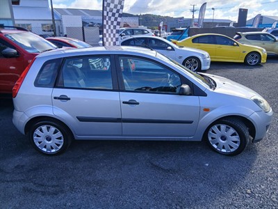 2008 Ford FIESTA - Thumbnail