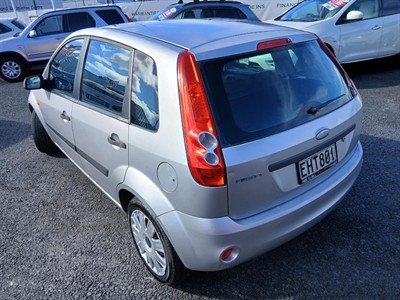 2008 Ford FIESTA - Thumbnail