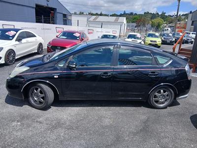 2007 Toyota Prius - Thumbnail