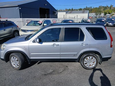 2005 Honda Crv - Thumbnail