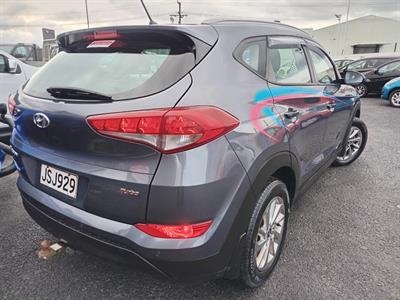 2016 Hyundai TUCSON - Thumbnail
