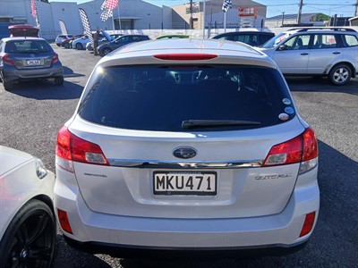 2010 Subaru Outback - Thumbnail