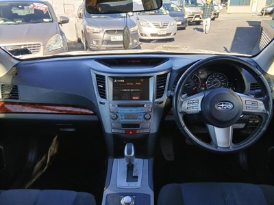 2010 Subaru Outback - Thumbnail
