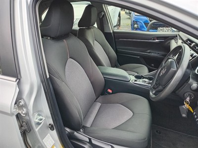 2018 Toyota CAMRY - Thumbnail