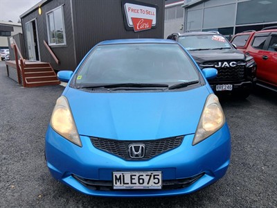 2010 Honda Fit - Thumbnail