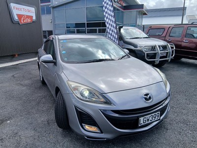 2010 Mazda AXELA - Thumbnail