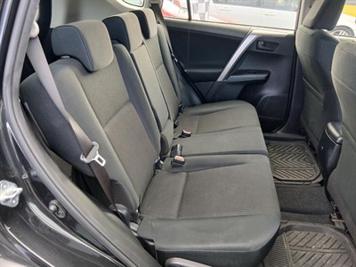 2017 Toyota RAV4 - Thumbnail